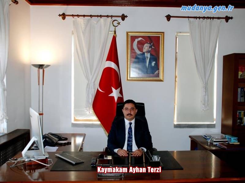 Mudanya Kaymakamı Ayhan TERZİ Ulusal Kurtuluş Şavaşımızın başlangıç noktası Gazi Mustafa Kemal ATATÜRK'ün Samsun'a ayak basmasının 104. yıl dönümünde milletçe kutladığımız 19 Mayıs ATATÜRK'ün Anma Gençlik ve Spor Bayramı dolayısyla yazılı bir kutlama mesajı yayımladı.