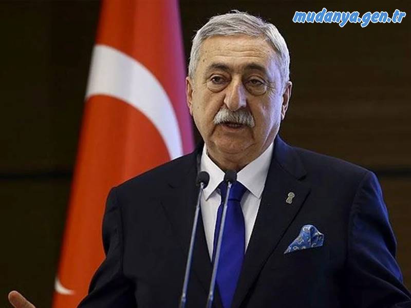 TESK Genel Başkanı Bendevi Palandöken Et ve Süt Kurumu’nun (ESK) perakendeci marketlere olduğu gibi kasap esnafına da ucuz et satması talebinde bulunduklarını açıkladı.
