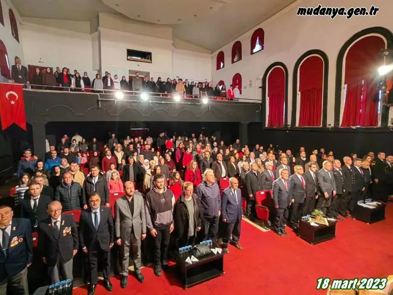 18 Mart Şehitleri Anma Günü ve Çanakkale Deniz Zaferi'nin 108. yıl dönümü Mudanya'da tören ve etkinliklerle kutlandı.