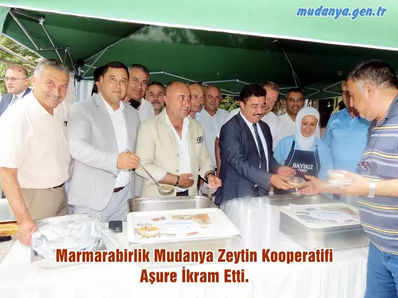 Marmarabirlik Mudanya Zeytin Kooperatifi Aşure İkram Etti.