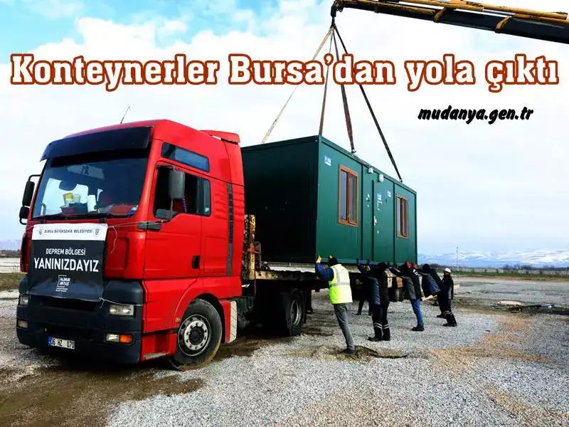 Afet bölgesinde gerek arama kurtarma gerekse de sosyal yaşama destek faaliyetlerini aralıksız sürdüren Bursa Büyükşehir Belediyesi, İznik’teki Dünya Göçebe Oyunları’nda sporcuların konakladığı 56 konteyneri deprem bölgesine gönderdi.