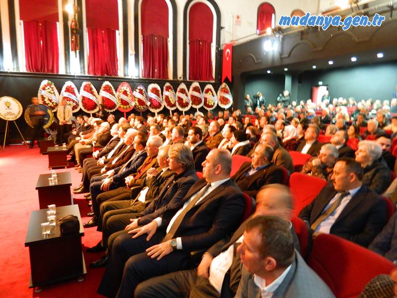 1538 ortaklı Mudanya Esnaf ve Sanatkarlar Kredi ve Kefalet Kooperatifi 2021-2022 Dönemi 67’inci Olağan Genel Kuruluna 450 ortak katılım sağladı. Genel kurula Bursa, Mudanya ve komşu ilçelerden Kooperatif ve Oda başkanları, siyasi parti temsilcileri ve STK başkanları da katılım sağladılar.