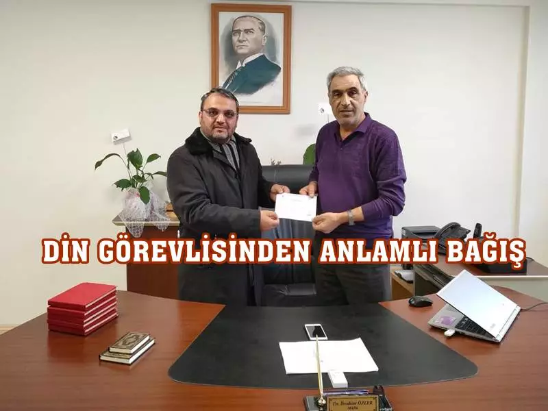 Mudanya İlçe Müftülüğü personelinden Hasanbey Camii Müezzin Kayyımı Ferhat Aydın “Türkiye İçin İyilik Vakti” yardım kampanyasına tam bir maaş bağışlayarak büyük bir destek verdi.