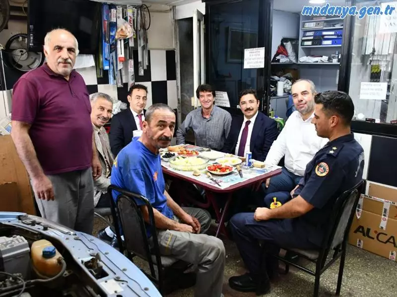 Sanayi Sitesi hakkında Bilgi veren Mudanya Esnaf ve Sanatkârlar Odası Başkanı Ertan ABDULAZİZOĞLU ihtiyaç olan yeni küçük sanayi sitesi yapımı için canla başla çalıştıklarını ve bunun için bir kooperatif kurduklarını belirterek sürecin devam ettiğini ifade etti.