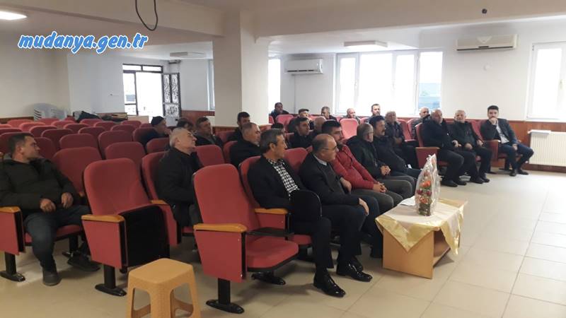 Kırsal Kalkınma Yatırımlarının Desteklenmesi Programı Altyapı Yatırımları 2022-2023 Dönemi Makine Ekipman Desteklemeleri Değerlendirme Sonuçları sonrası asil olarak uygun görülen üreticilere yönelik bilgilendirme toplantısı Mudanya İlçe Tarım Müdürlüğü ve Mudanya Ziraat Odası Başkanlığı ile birlikte gerçekleştirildi.
