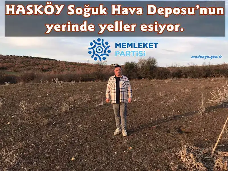 Memleket Parti'li Mudanya Belediye Meclisi Üyesi Mehmet Er Hasköy'de 15 ay önce incelemelerde bulunduğu Mudanya Belediye Başkanı Hayri Türkyılmaz tarafından 2020 yılında zemin etüdünün yapıldığı ve ihale sürecine başlandığı açıklanan  Hasköy Soğuk Hava Deposu için ayrılan arazi üzerinde yeni bir incelemede bulundu.