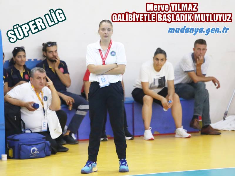 Kadınlar Hentbol Süper Ligi'nin ilk haftasında deplasmanda Anadolu Üniversitesi'ni mağlup ederek sezona galibiyetle başlayan Bursa Büyükşehir Belediyespor'da keyifler yerinde. Geçtiğimiz sezonu Kadınlar Hentbol 1. Ligi şampiyonu olarak tamamlayan ve ilk kez Süper Lig'de mücadele eden Poyrazın Kızları'nda Başantrenör Merve Yılmaz lige galibiyetle başladıkları için mutlu olduklarını ifade etti.