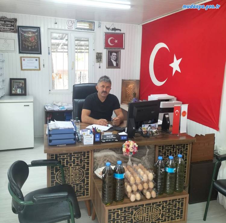 Mudanya Şükrü Çavuş Mahalle Muhtarı Şeref ŞAŞ "2019 yılında başlattığımız İYİLİK HAREKETİ'ne sadece Mudanyalı değil Bursalı hayırseverlerimizde destek oluyor. Hep birlikte engellerin kaldırılmasına, sıkıntıların hafifletilmesine yardımcı oluyoruz. Hizmet şevkimiz artıyor, hizmetlerimiz çoğalırken huzur veriyor" dedi.
