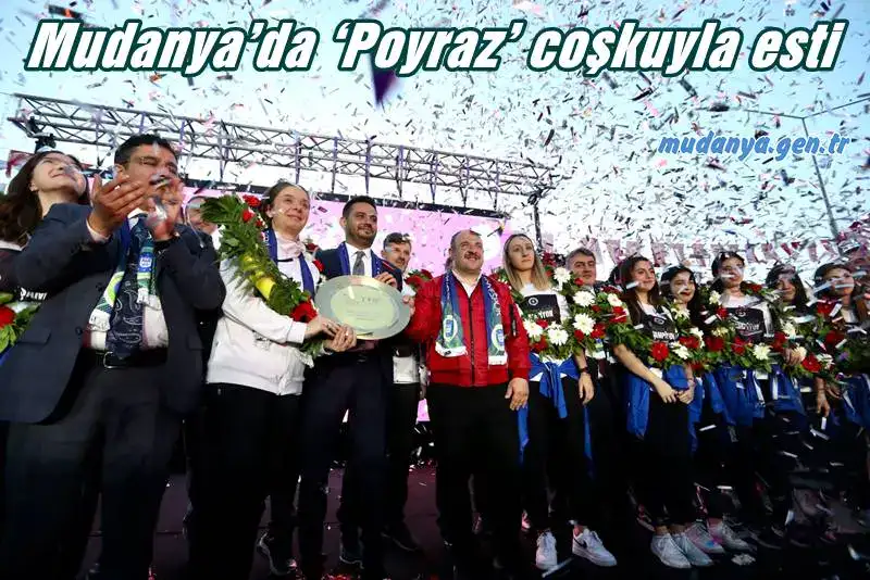 Poyrazın Kızları projesinin kendisine 3 yıl önce geldiğini hatırlatan Bursa Büyükşehir Belediye Başkanı Alinur Aktaş ise, “’Poyrazın Kızları sıkıntılı durumda. Mudanya Belediyesi ilgileniyor ama durumları belli değil’ dediler. Ben de ‘bünyemize almak ayıp olur. Böyle bir şeyi yapmayalım ama destek anlamında üzerimize düşeni yapalım’ dedim