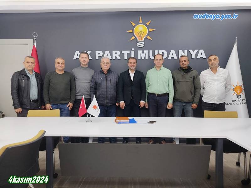 Mudanya Ak Parti İlçe Başkanı Arif Bayrak, Mudanya yerel basın mensuplarıyla kahvaltıda bir araya geldi.