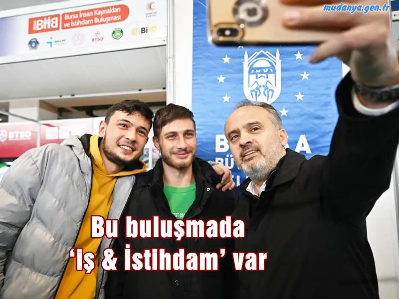 Bursa Büyükşehir Belediyesi’nin destekleriyle 7.’si düzenlenen ve 274 firmanın katılımıyla Türkiye’nin alanında en büyük istihdam buluşmalarından biri olan Bursa İnsan Kaynakları ve İstihdam Buluşması (BİİB), bu sene de iş arayanlar ile işverenleri buluşturdu.