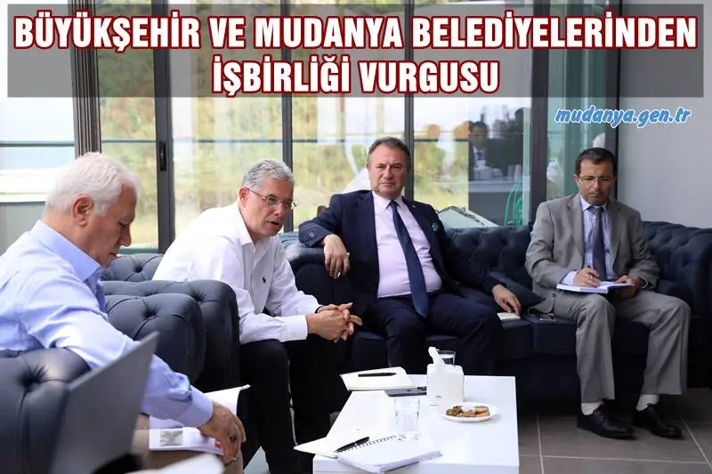 Bursa’nın yol haritasını belirleyecek olan stratejik plan çalışmalarını sürdüren Bursa Büyükşehir Belediyesi, toplantılarına Mudanya Belediyesi ile devam etti. Toplantıda ortak projeler ele alınırken, öncelikli yapılması gereken çalışmalar ele alındı.