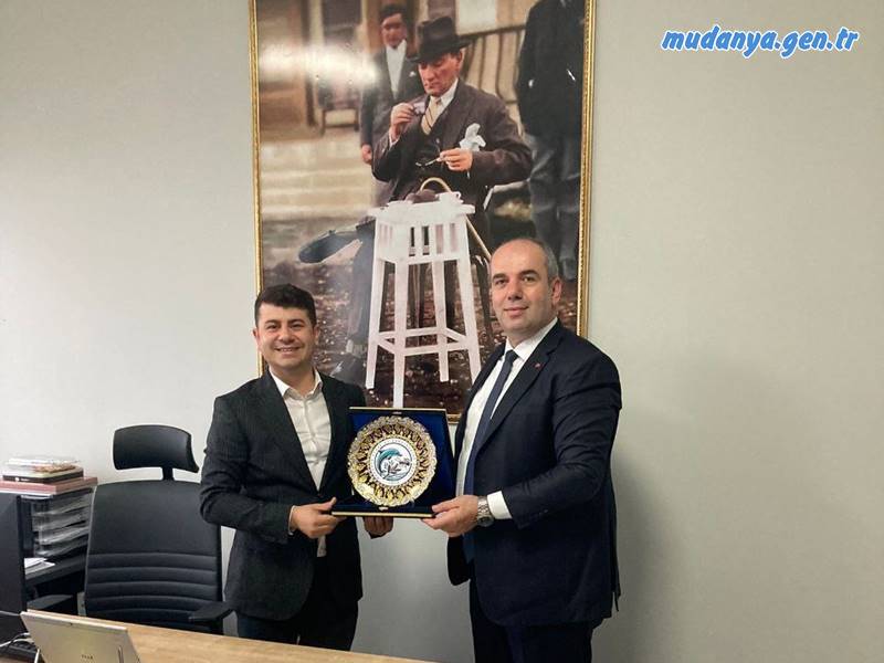Mudanya Esnaf ve Sanatkârlar Odası Başkanı Ertan ABDULAZİZOĞLU ve Yönetim Kurulu Mudanya Belediye Başkan Yardımcıları Volkan KEÇİCİ, Baran GÜNEŞ ve yeni atanan Zabıta Müdürü Murat HACIFETTAHOĞLU'na bir dizi nezaket ziyaretinde bulundu.