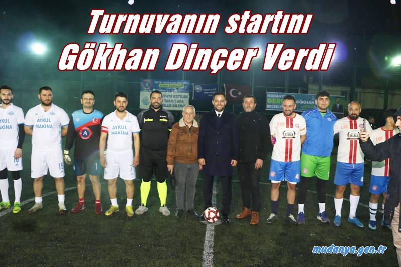 Gökhan Dinçer, Esence'de düzenlenen iftar programına da katılırken, Çekirce Mahallesi tarafından düzenlenen ve 15 takımın yer aldığı futbol turnuvasının da başlama vuruşunu gerçekleştirdi.