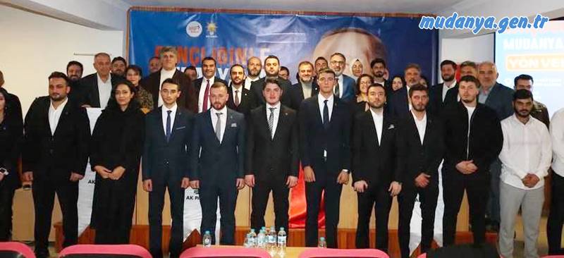 AK Parti’nin 7. Olağan Gençlik Kolları Kongresi tüm Bursa’da devam ederken, Mudanya Gençlik Kolları Başkanı Kaan Gürbüz oldu.