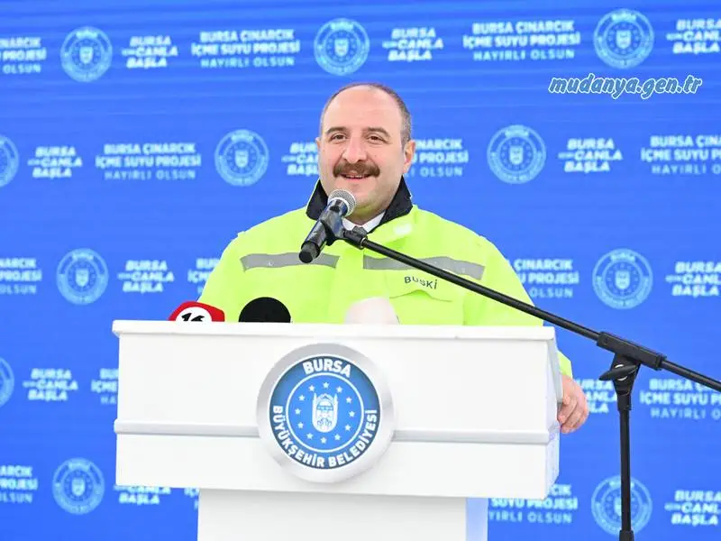 BURSA Çınarcık Barajı - Bursa Milletvekili Mustafa Varank, suyun ve yolun medeniyet olduğunu söyledi. Bursa’nın geleceğine etki edecek bir yatırım başlangıcını yaptıklarını anlatan Varank, “Büyükşehir Belediye Başkanı Alinur Aktaş, bu şehrin 2060’larını planlamak için gayret gösteriyor. Bu şehre karşı sorumlulukla hareket ediyor ve hizmet ediyor. 