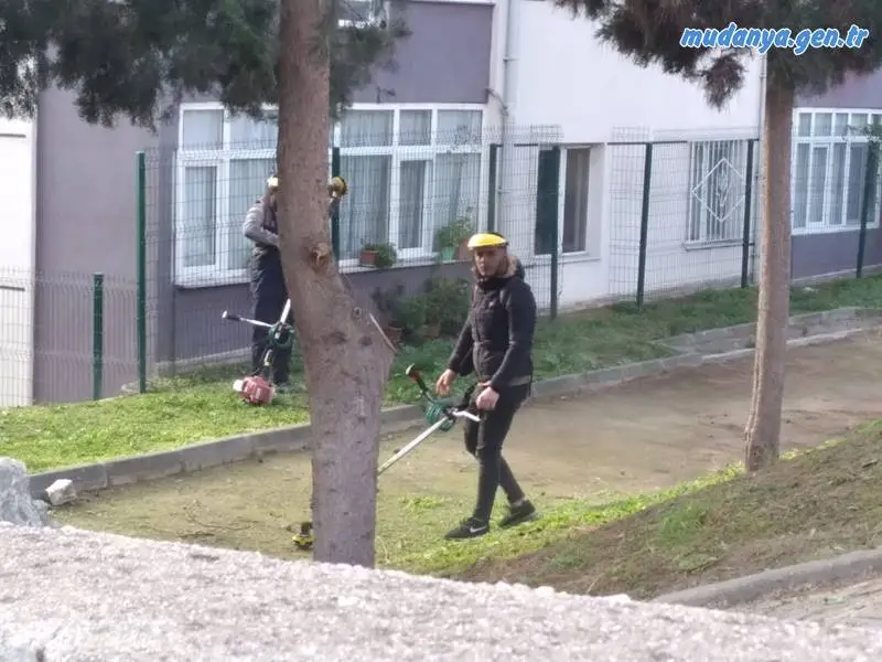 Muhtar ŞAŞ'ın talebi üzerine olay gecesinin ardından Mudanya Belediyesi ekipleri Yeldeğirmeni Parkı'nda temizlik ve düzenleme çalışması gerçekleştirdi. Muhtar ŞAŞ Mudanya Belediyesine teşekkür etti.