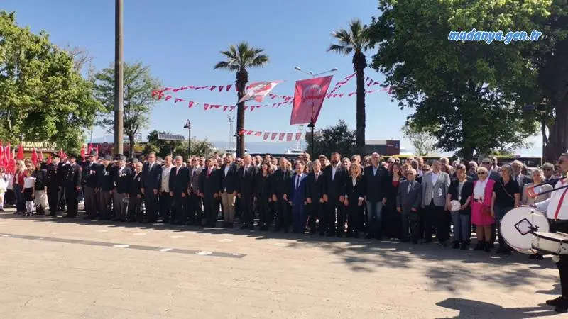 Mudanya, 19 Mayıs Atatürk’ü Anma, Gençlik ve Spor Bayramı’nın 106. yıl dönümünü coşku ve gururla kutladı. 