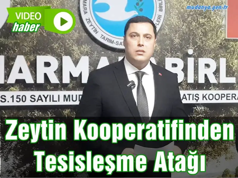 Marmarabirlik'e bağlı 150 Sayılı Mudanya Zeytin Tarım Satış Kooperatifi Yönetim Kurulu Başkanı Cüneyt Soylu Marmarabirlik Başkan Vekili Ali Yıldız ile birlikte basın açıklaması yaparak 2024-2025 yılı hasat dönemini değerlendirdi.