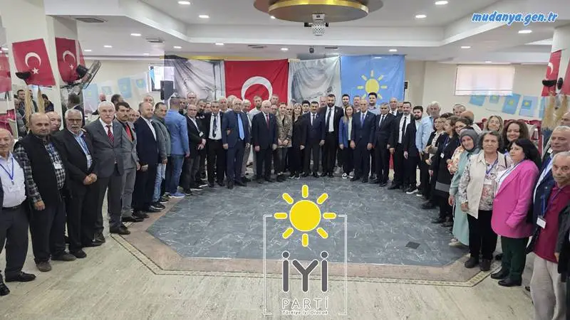 Mudanya - Kongreye, İlçe Başkanı Ersin Erdönmez'in dikkat çekici konuşmasının yanı sıra, İYİ Parti Bursa Milletvekili Selçuk Türkoğlu'nun yaptığı sert eleştiriler damga vurdu.