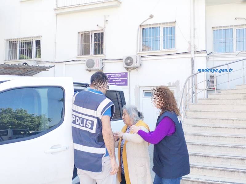 Bursa 1. Ağır Ceza Mahkemesi tarafından tasarlayarak öldürme suçundan müebbet hapis cezasıyla yargılanan ve 2022 yılından bu yana firari durumda olan 1955 doğumlu S.S., Mudanya İlçe Emniyet Müdürlüğü ekiplerince yakalandı.