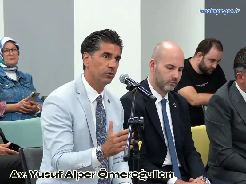 Meclisteki görüşmelerde ilk olarak AK Parti Grubu adına söz alan Mudanya Belediye Meclisi AK Parti Grup Sözcüsü Av. Yusuf Alper Ömeroğulları, Kreş Müdürlüğü'nün kapatma kararına ilişkin eleştirilerini ve itirazlarını dile getirdi.