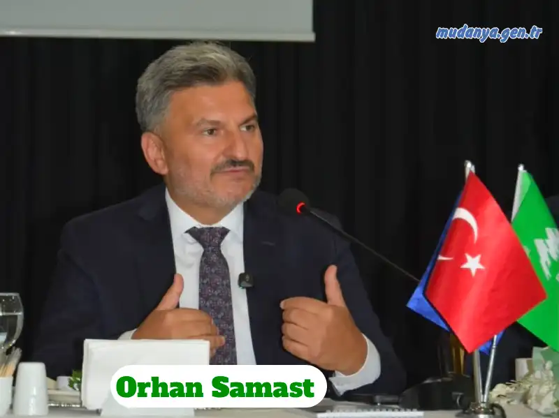 Bursa Kent Konseyi Başkanı Orhan Samast, yeni dönemde ilçelerle daha güçlü bir iletişim ve iş birliği içerisinde çalışacaklarını belirterek, “Bizi bir araya getiren şey, ‘Bursa için ne yapabiliriz?’ sorusu. Burada hep birlikte bir şeyler yaptığımızda anlam ortaya çıkacak.” dedi.