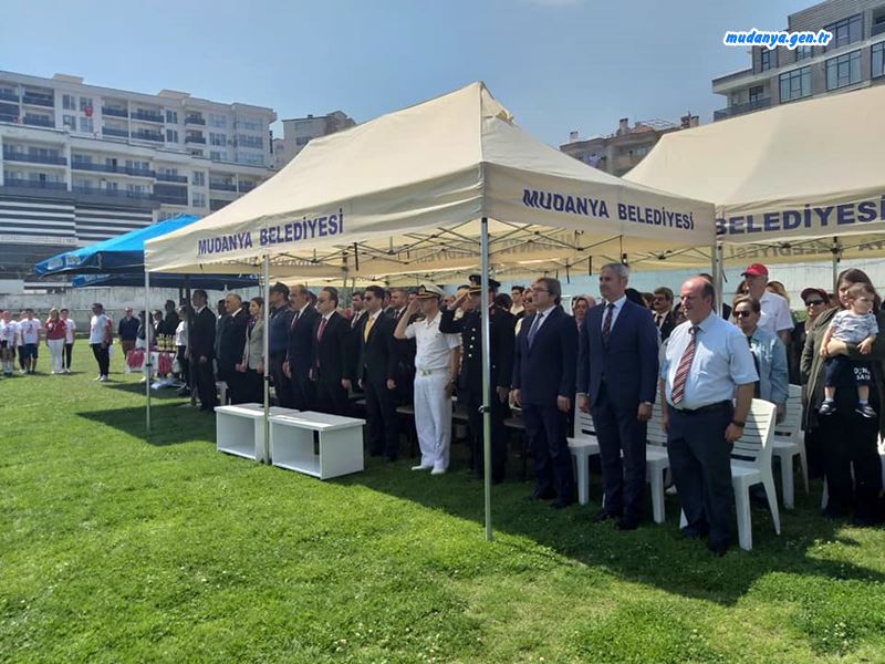 Milli mücadelemizin 100. yıldönümünde 19 Mayıs Atatürk'ü Anma Gençlik ve Spor Bayramı, tüm yurdumuzda olduğu gibi Mudanya'da da coşkuyla kutlandı.