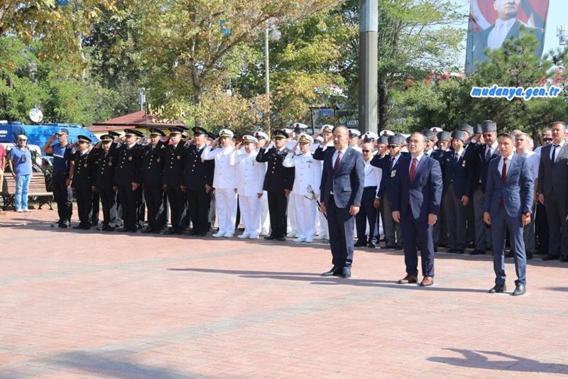 Gazi Mustafa Kemal Atatürk’ün başkomutanlığında ki şanlı ordumuzun tarihin akışını değiştirdiği Başkomutanlık Meydan Muharebesi sonucunda kazanılan büyük zaferin 97. yıl dönümü, Mudanya’da coşkuyla kutlandı.