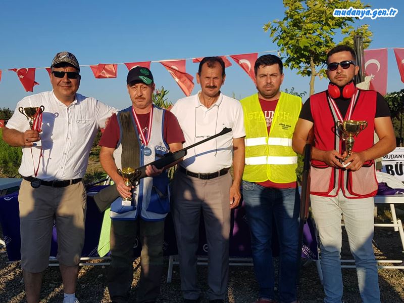 Mudanya Merkez Avcılık ve Atıcılık Derneği Başkanı Mehmet Bulut tüm katılımcı avcı ve atıcılar ile organizasyona destek veren, emeği geçenlere teşekkür etti.