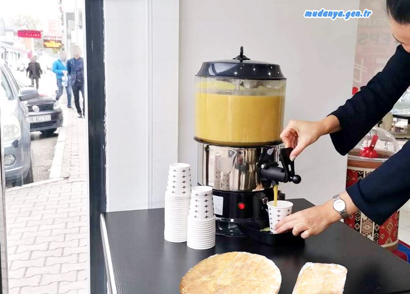 Farklı lezzet arayanlara: Enginarlı Mercimek Çorbası