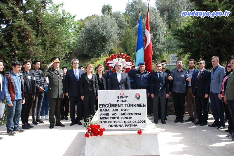 MUDANYA Şehit Piyade Binbaşı Ercüment Türkmen şehadetinin 11. yılında kabri başında dualarla anıldı.