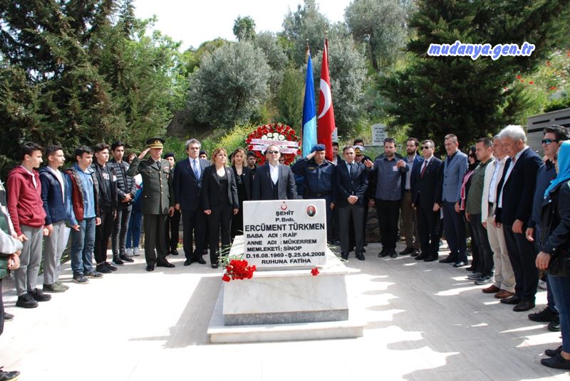 MUDANYA Şehit Piyade Binbaşı Ercüment Türkmen şehadetinin 11. yılında kabri başında dualarla anıldı.