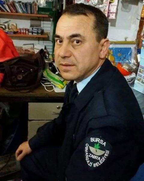 Osmangazi Belediyesinde zabıta olan Hasan Yiğit Mudanya2da ki trafik kazasında hayatını kaybetti