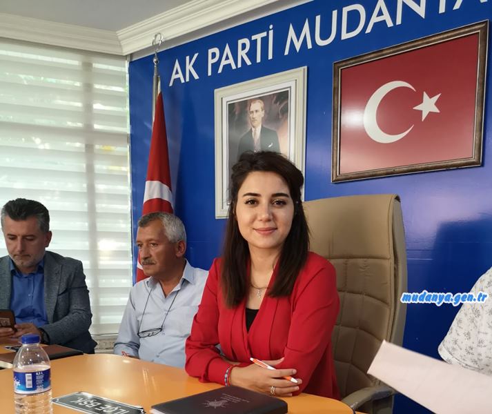 İnci Söğütlü "Sormazlar mı Neden HDPli Belediyeye yolladınız insanları?"