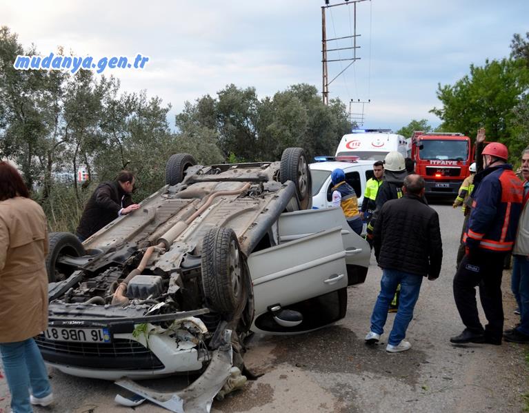 Mudanya Su Deposu mevkii Çepni yolu üzerinde meydana gelen trafik kazasında biri ağır 3 kişi yaralandı.