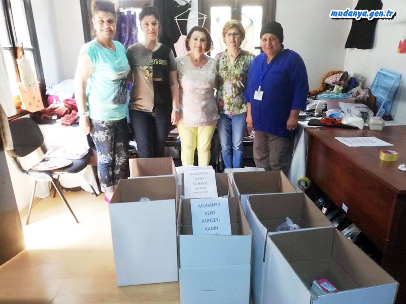 Mudanya Kent Konseyi Kadın Meclisi 15 ailenin yüzünü güldürdü