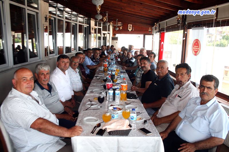 Muhtarlardan 'birliktelik' yemeği