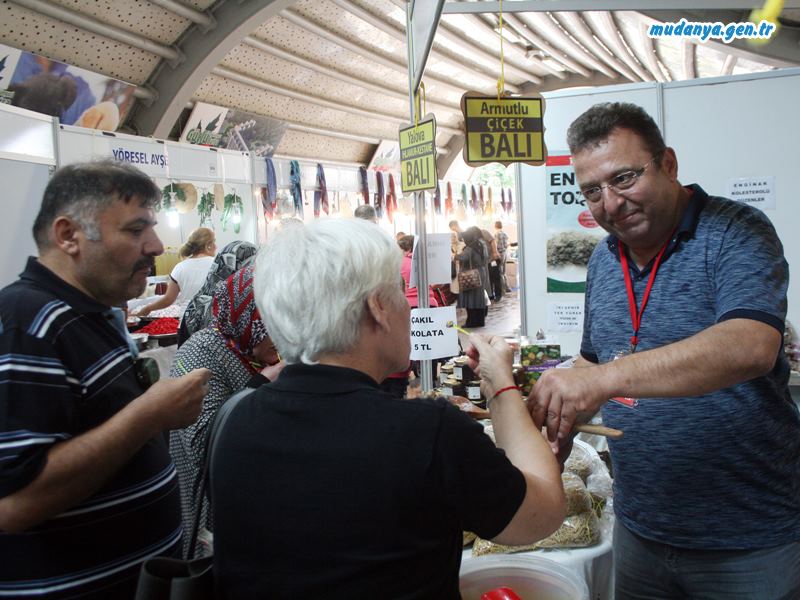 Sinan Şentürk'ün markası Mudanyamızı tanıtıyor