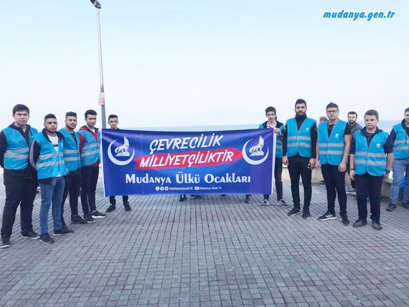 Mudanya Ülkü Ocağı'ndan Çevre Temizliği Etkinliği
