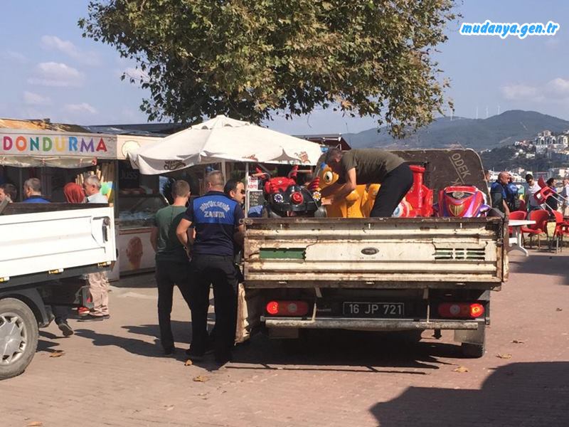 Mudanya Ve Büyükşehir Zabıtası’ndan Kıyı İşgaline Müdahale 