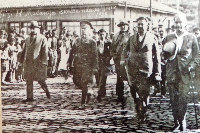 Atatürk Mudanya İskelesinde 1929