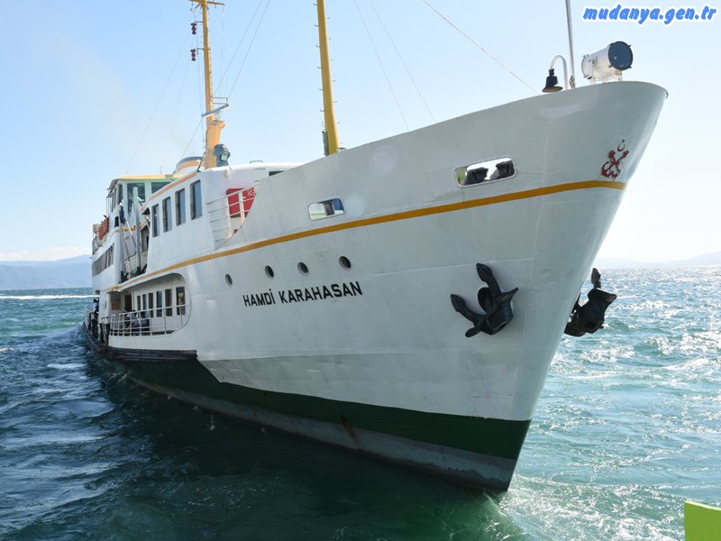 Jilet Yapılan Beyaz Kuğu Hamdi Karahasan Vapuru Mudanya'da hizmete alındığı gün